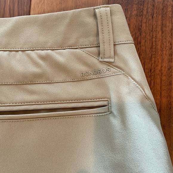 Bonobos M-Flex all weather golf pants. 35x32. Khaki - Picture 4 of 5